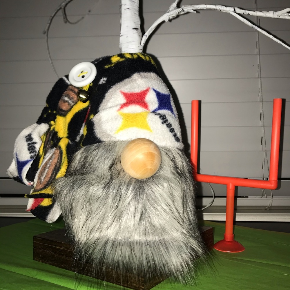 Gnome Steelers theme